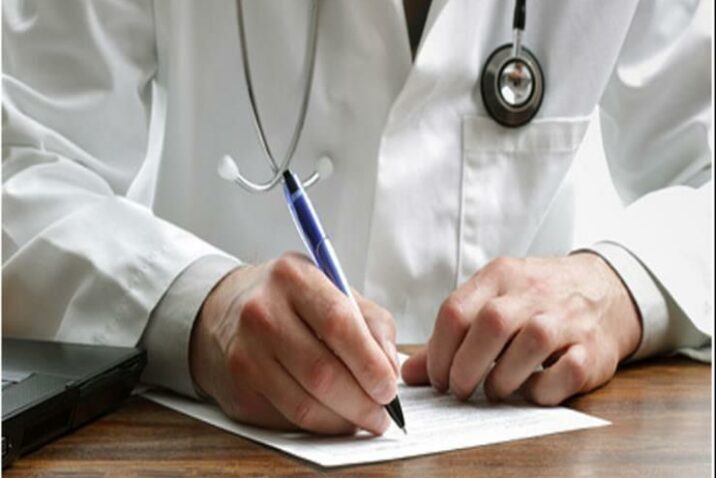 نقابة أطباء سوريا تُلزم الأطباء بيوم للعلاج المجاني