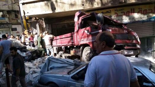 وفاة شخصين إثر انقلاب شاحنة في مدينة قدسيا بريف دمشق