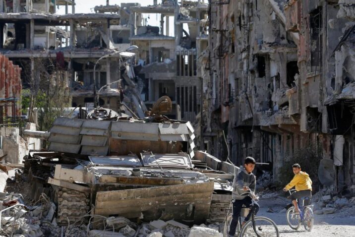 ضمن 3 شروط.. النظام يسمح لأهالي مخيم اليرموك بالعودة إلى منازلهم
