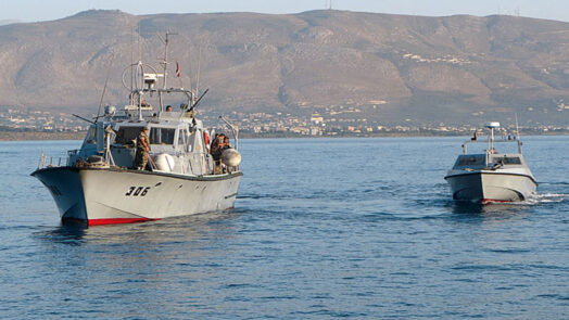 السلطات اللبنانية توقف 9 سوريين حاولوا العبور إلى قبرص بطريقة غير شرعية